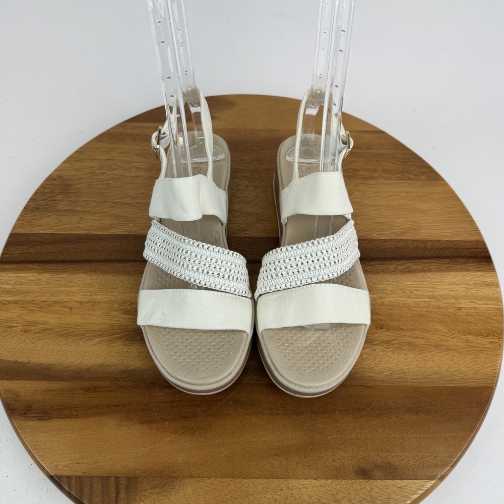 Womens Bzees Bravo Ivory Gold Strappy Comfort Mini Wedge Sandals Size 7 M GUC